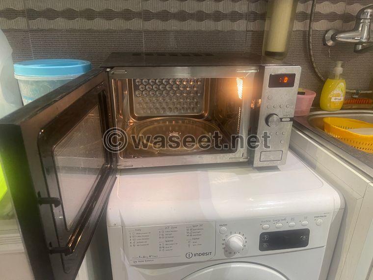 Microwave and refrigerator for sale  1