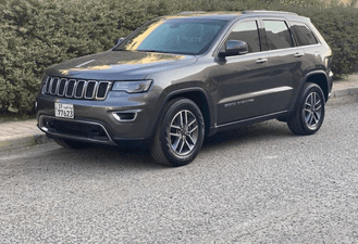Available for sale Grand Cherokee model 2021