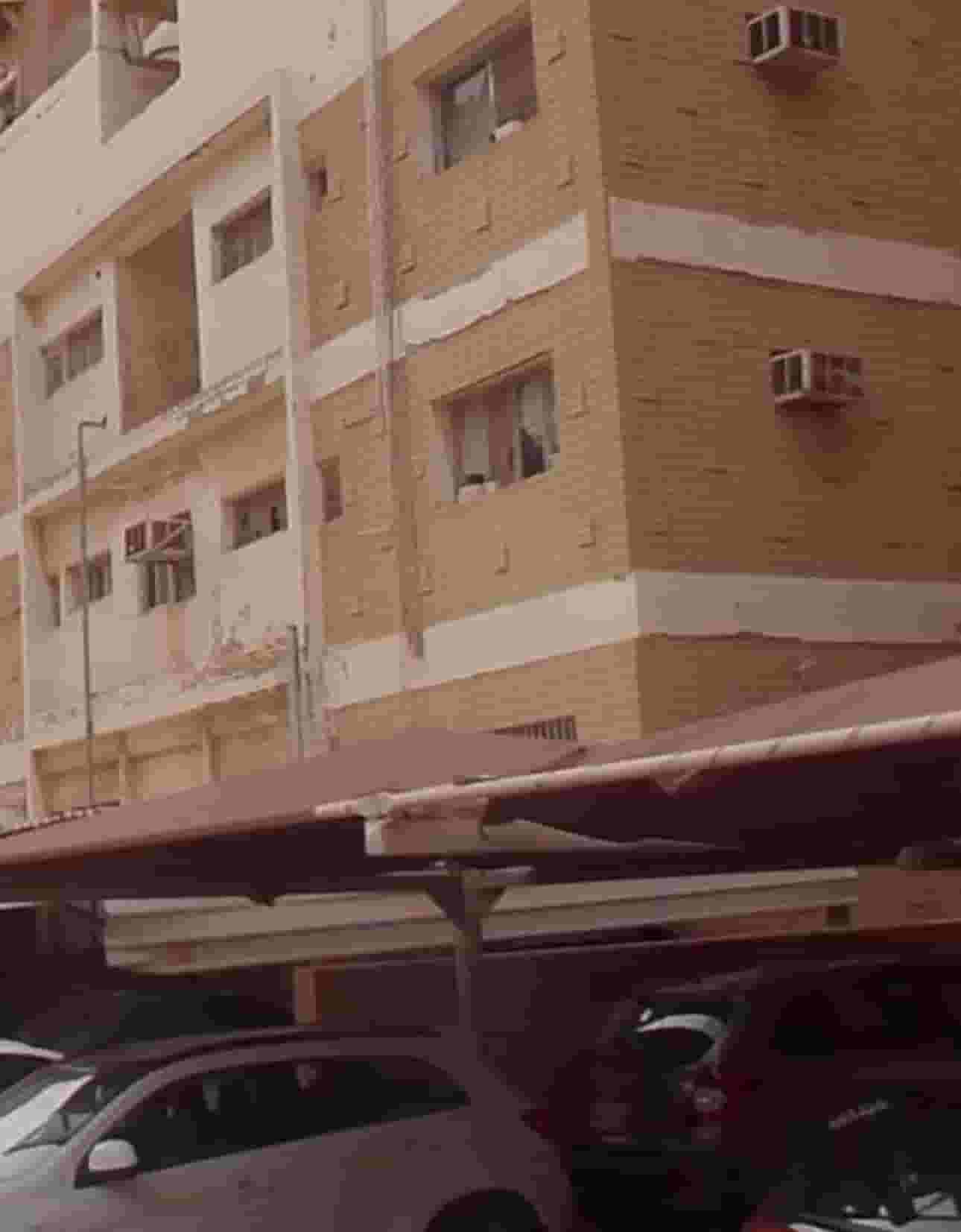 للبيع عمارة في السالمية هدام المساحة 1550م