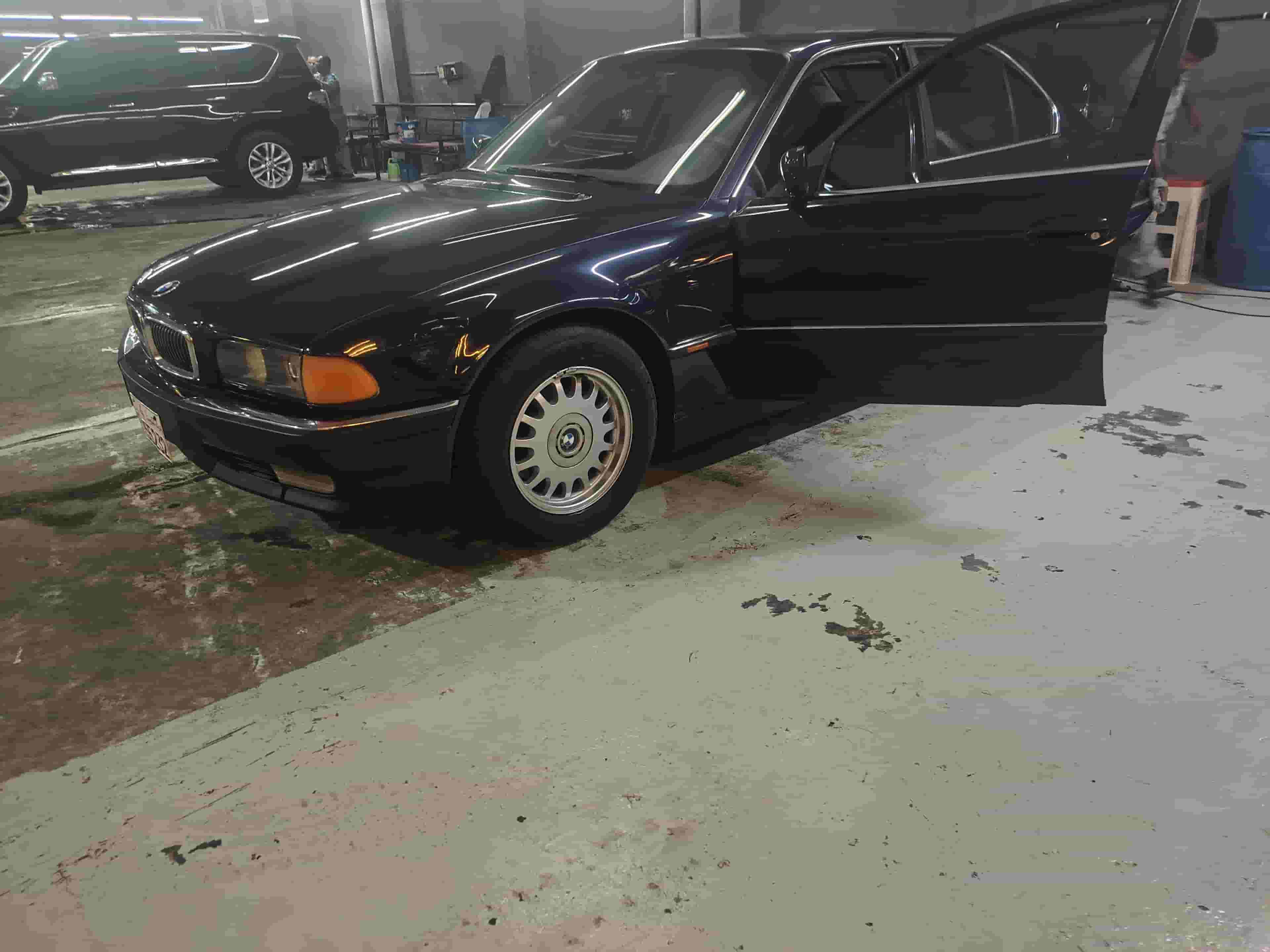 BMW 730i 1995 model for sale