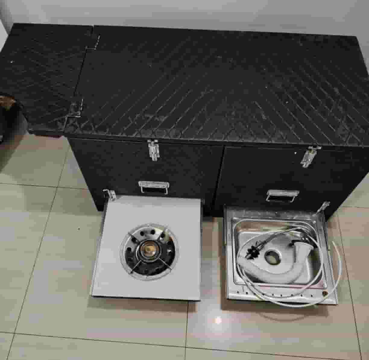 For sale a staircase equipped for trips and catwalks