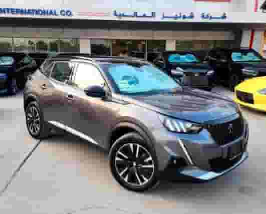 Peugeot 2008 GT model 2023.