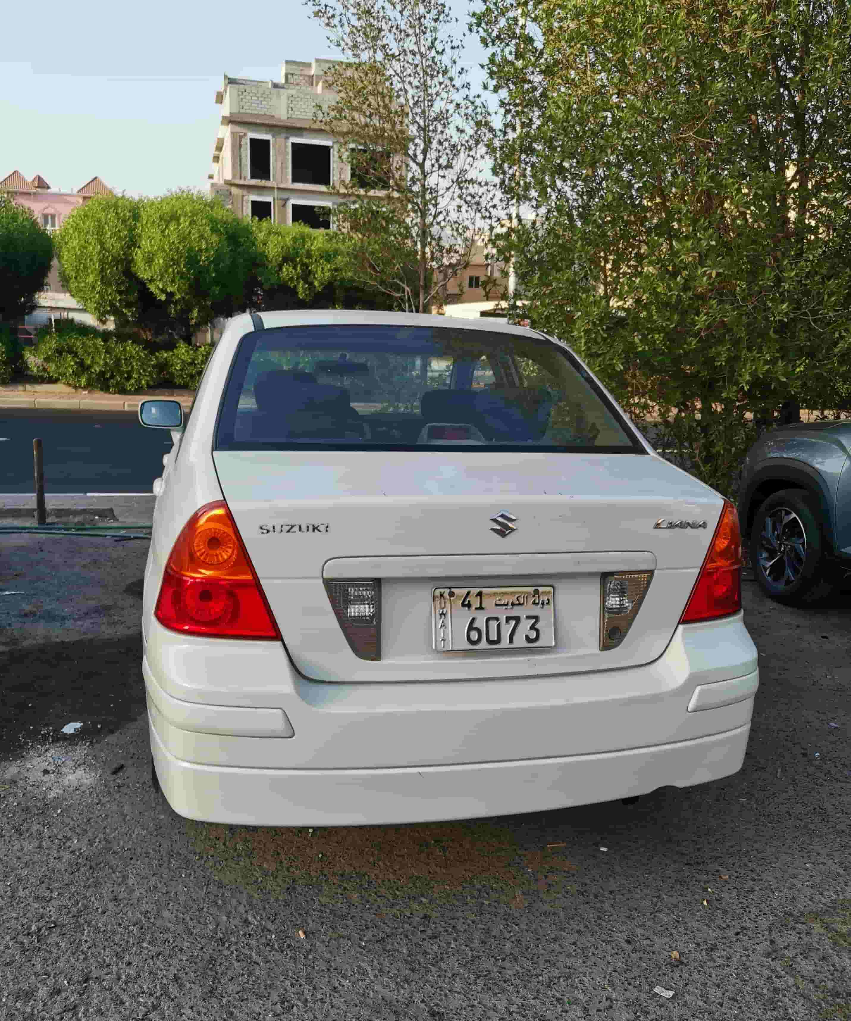 للبيع سوزوكي ليانا  2006