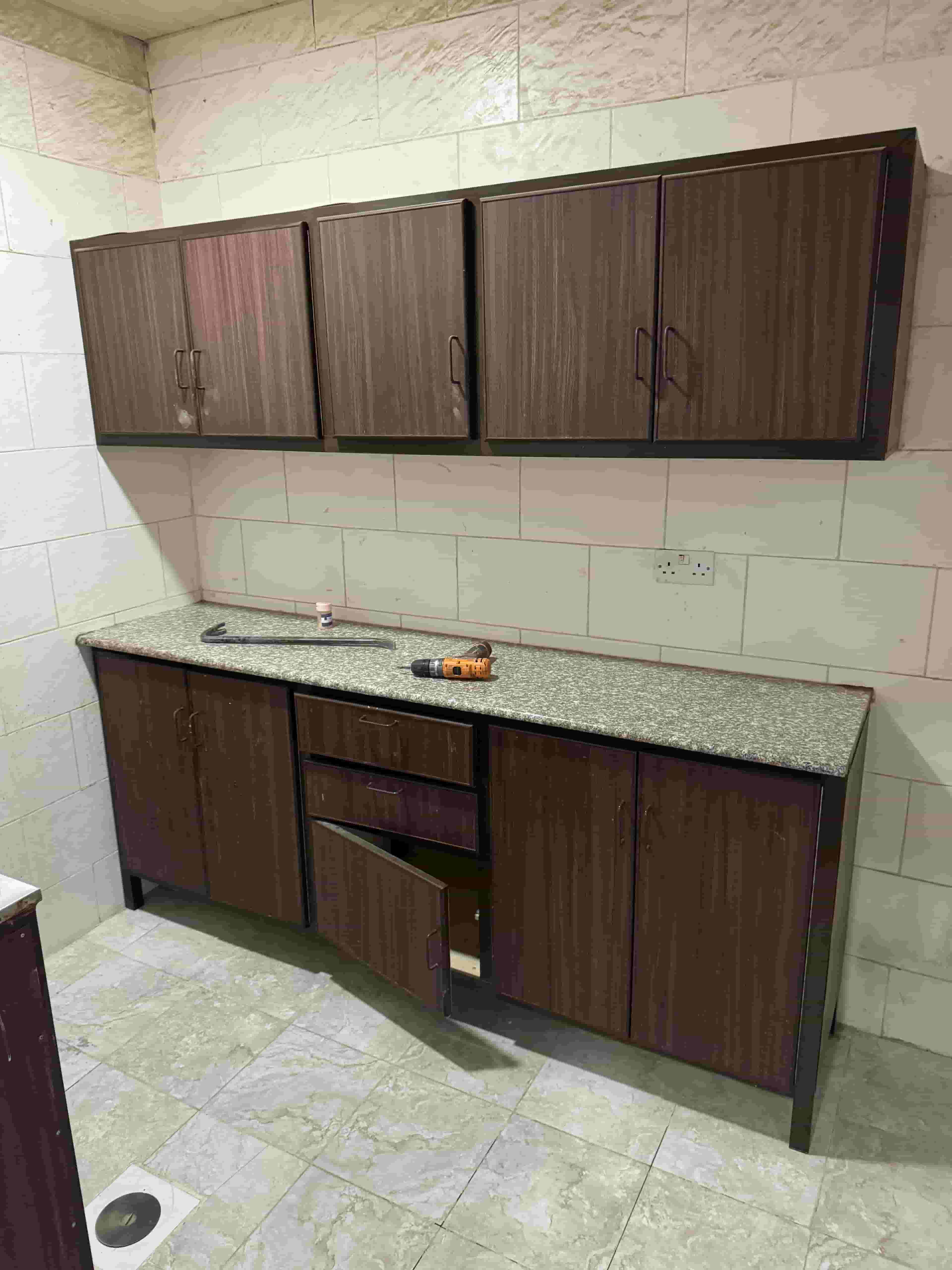 نشتري جميع أنواع المطابخ