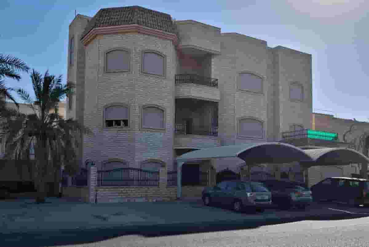 Elegant villa for rent in Al Rawdha area