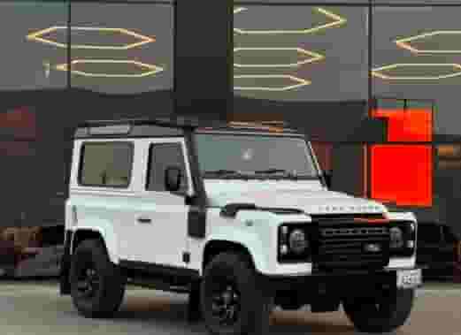 للبيع لاند روفر ديفيندر 90 موديل 2013