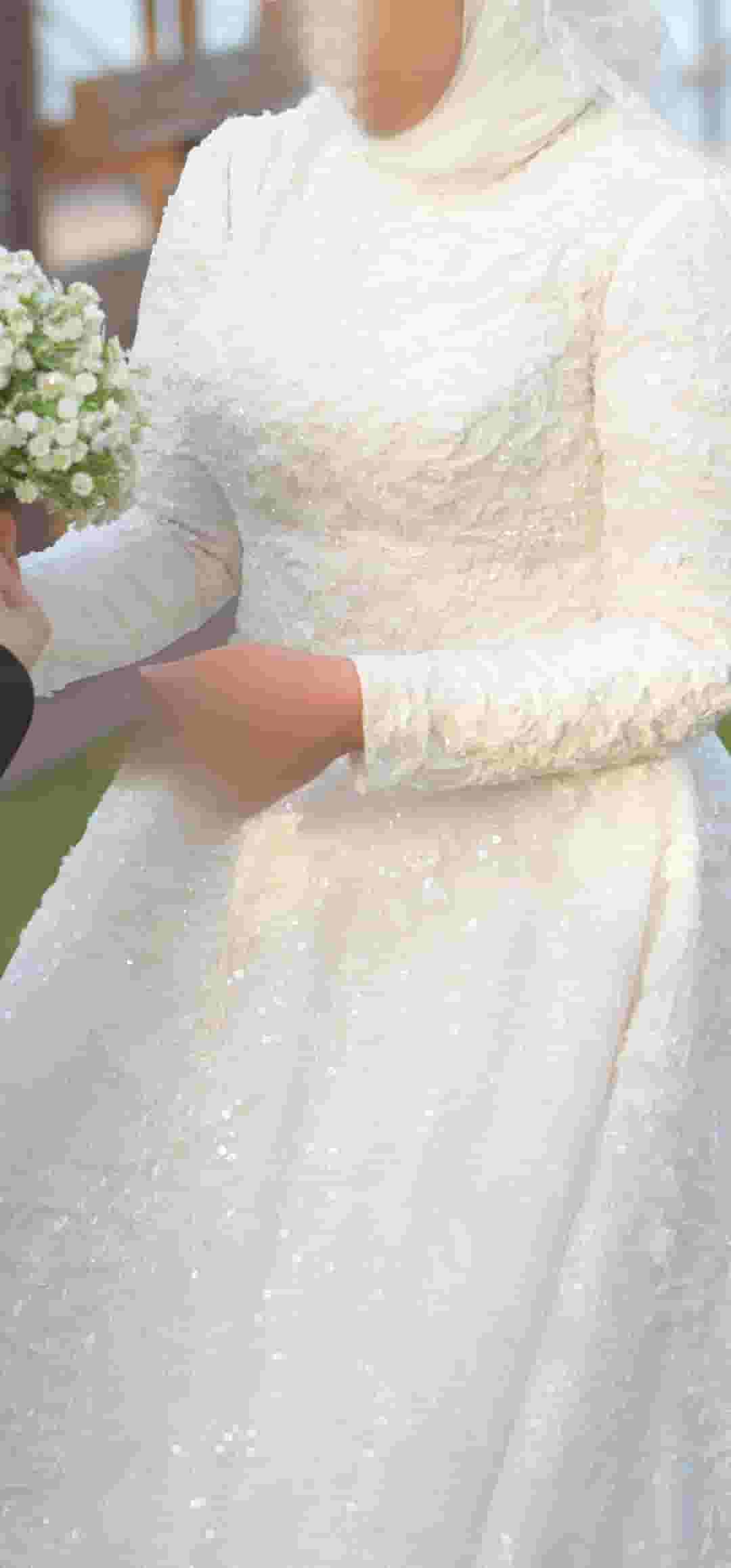 Wedding dress designed by Sebnem Sönmez fashion house