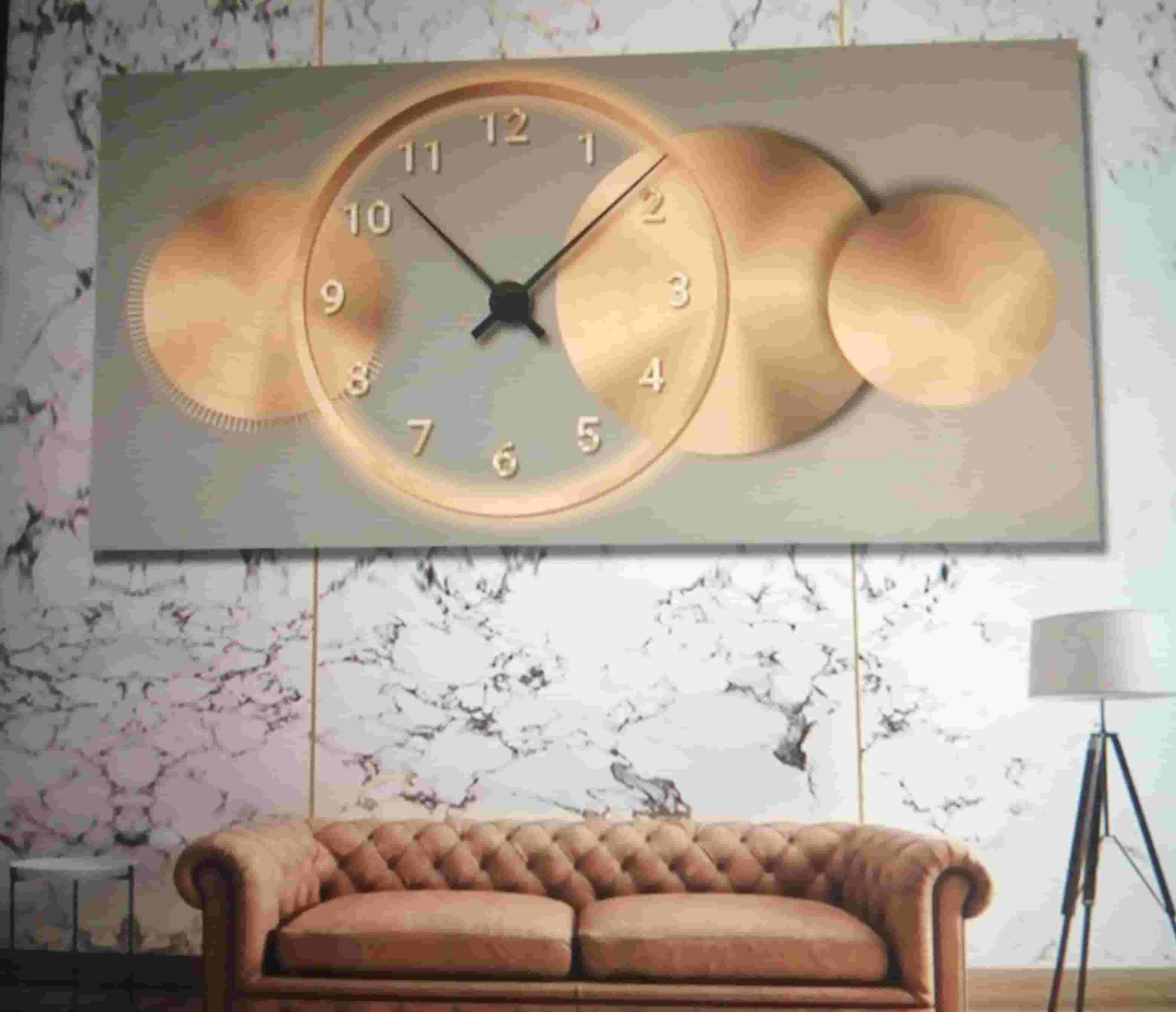 لوحات مع ساعة