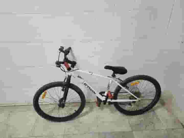 للبيع دراجه هوائيه Btwin