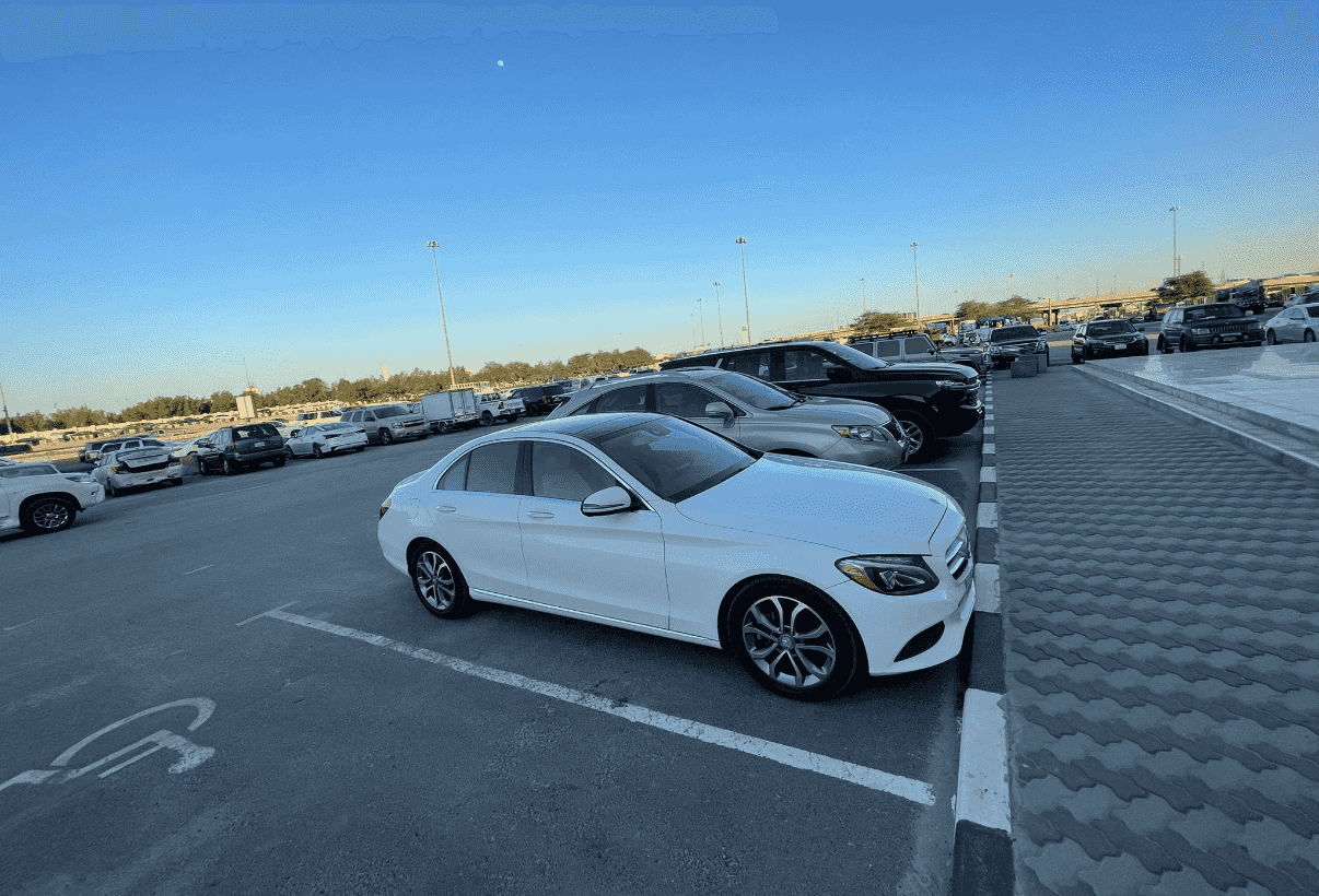 للبيع سياره مرسيدس بانوراما c300 2016 