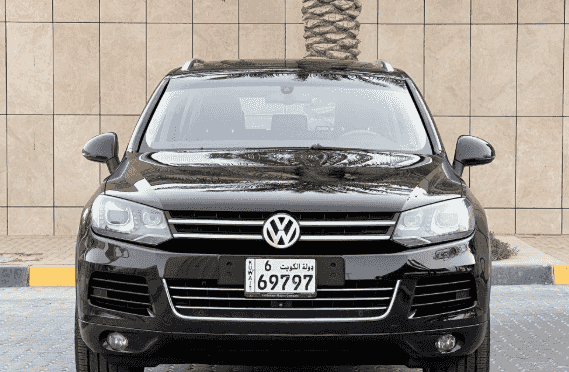 For sale — Volkswagen Touareg V6 model 2015