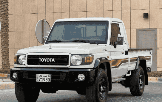 للبيع — تويوتا لاندكروزر شاص موديل 2022