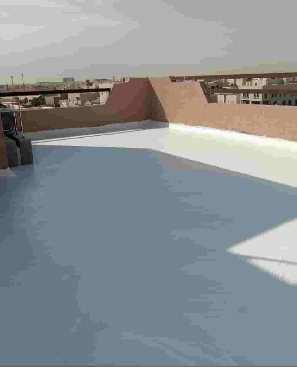 Roof insulation contractor