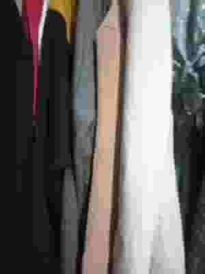 نشتري ملابس مستعملة