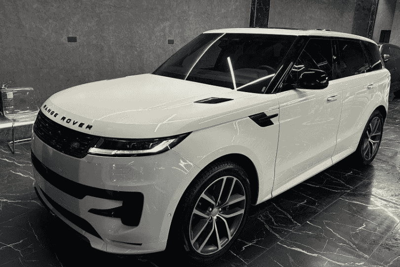 للبيع رنج روفر 2023