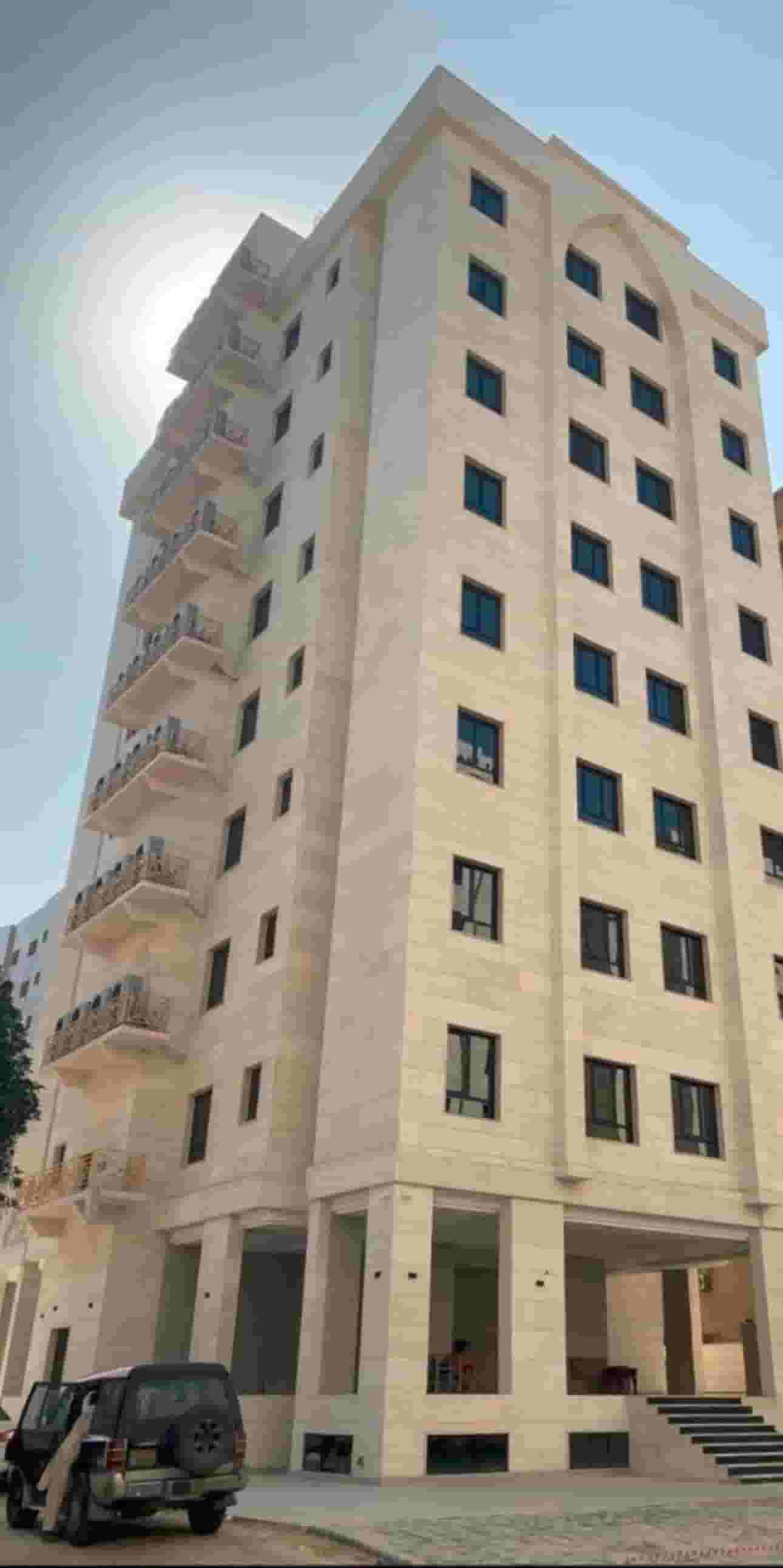 For sale a building in Jleeb Al-Shuyoukh with an area of 750 m