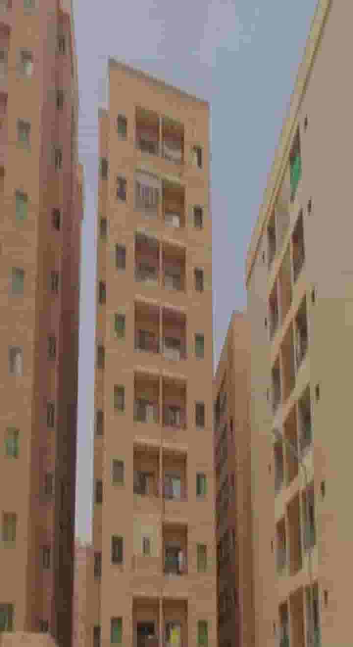 للبيع شقه في المنقف 104متر2