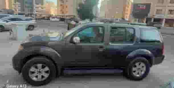 للبيع نيسان باثفايندر 2006