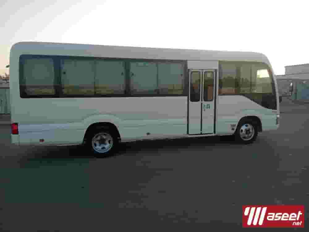 باص تويوتا كوستر موديل 2022