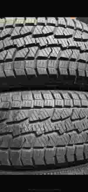 للبيع تواير استعمال خفيف لجميع انواع السيارات