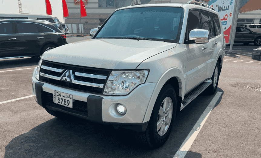 ميتسوبيشي باجيرو موديل 2008