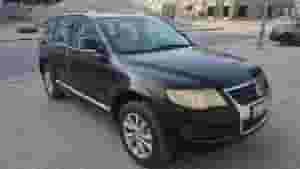 للبيع فولكس طوارق 2010