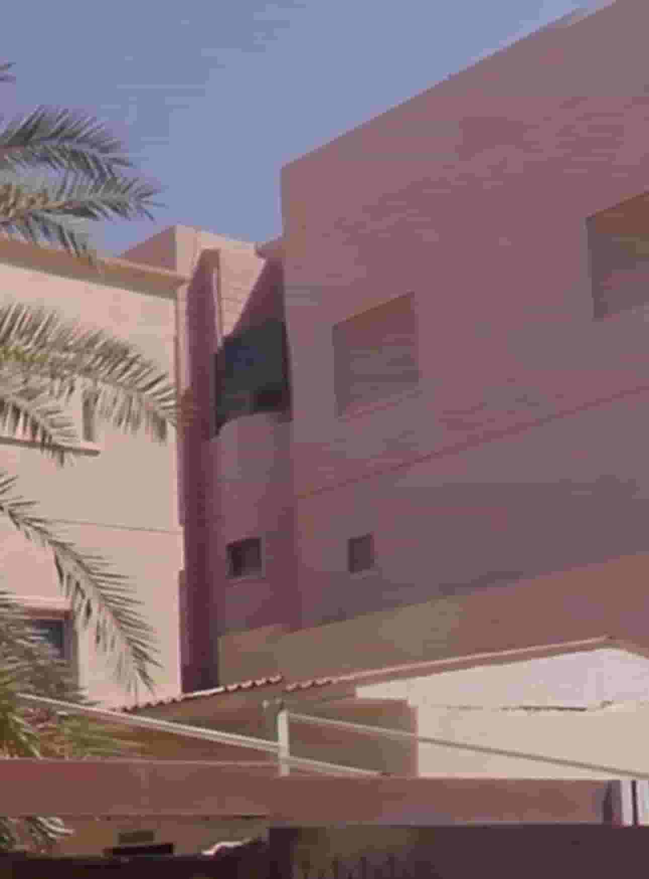 فيلا في المنصورية قطعه 1 المساحة 750م