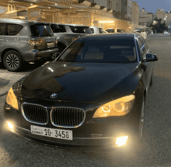 للبيع بي ام 730

2010