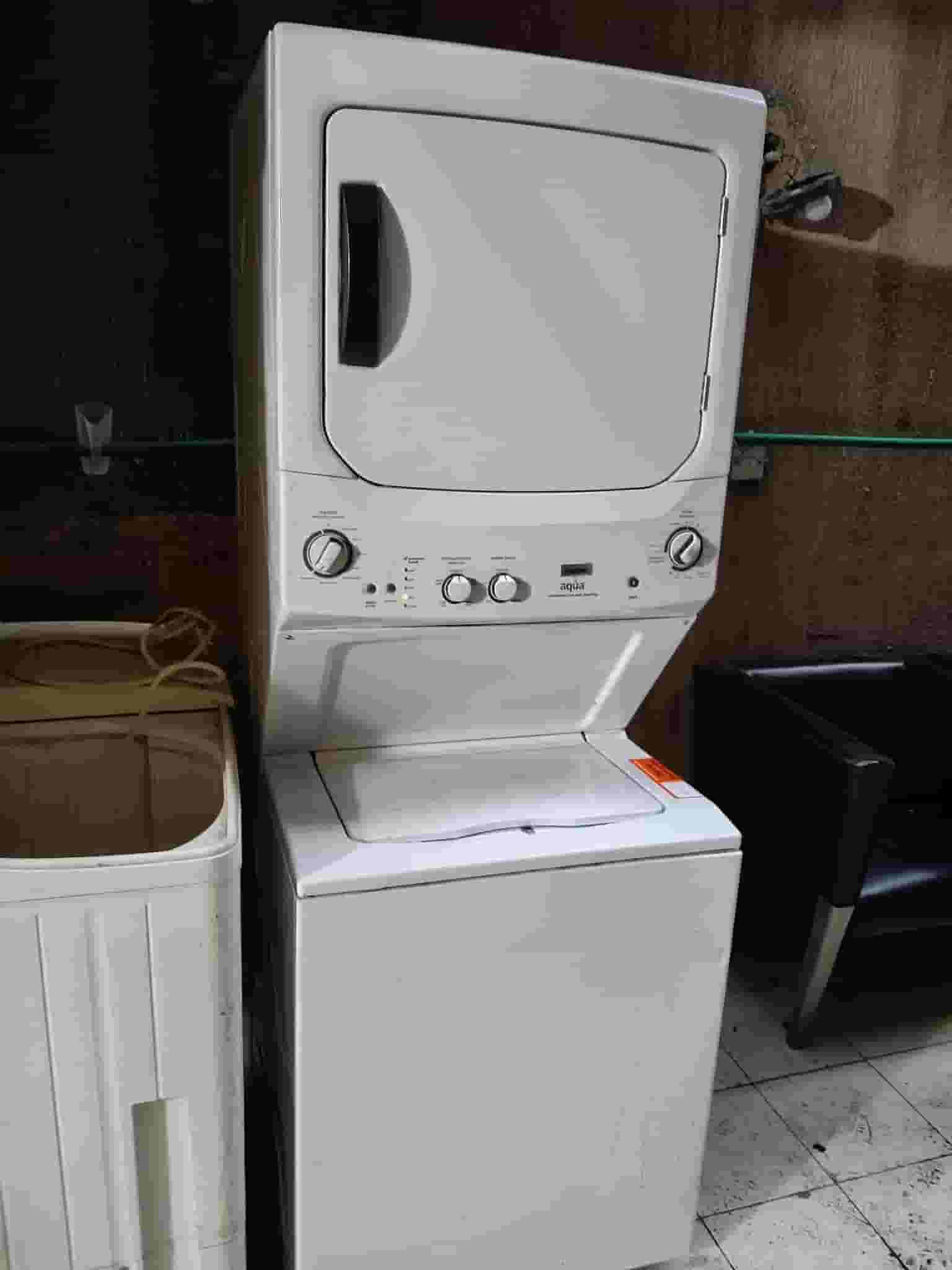 Aqua Mabe washing machine in excellent condition