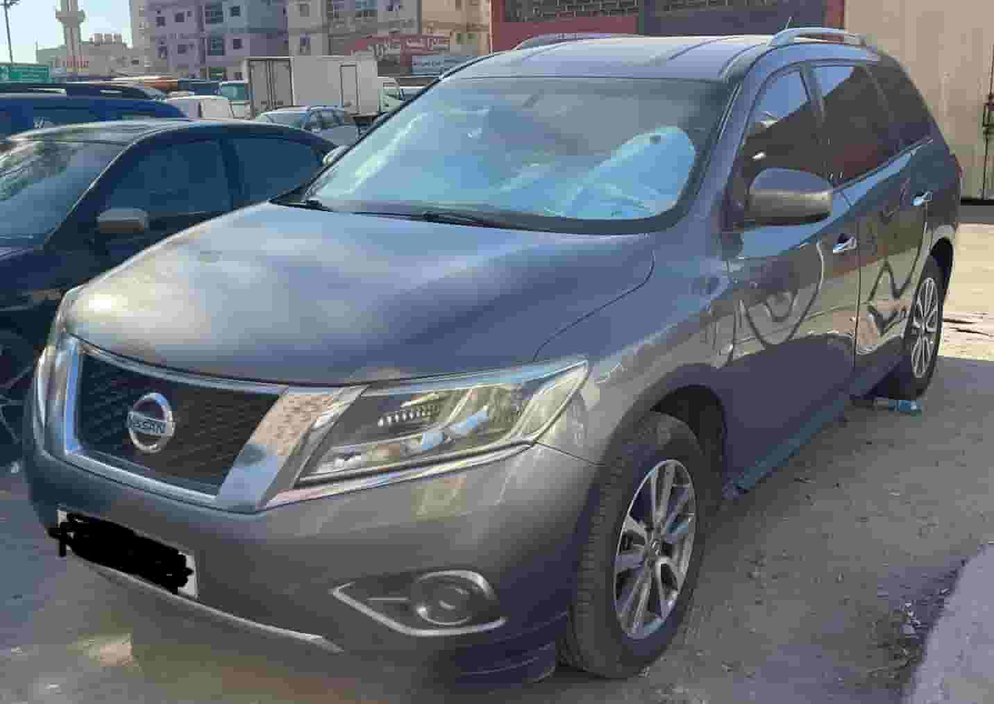 نيسان باثفندر 2015