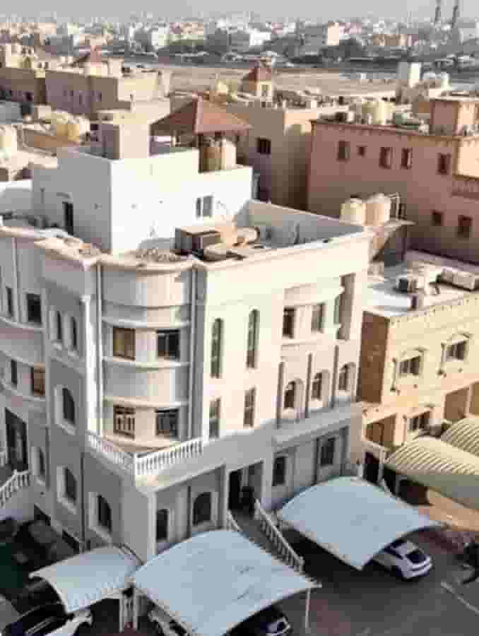 للبيع فيلا في فهد الاحمد تشطيب راقي