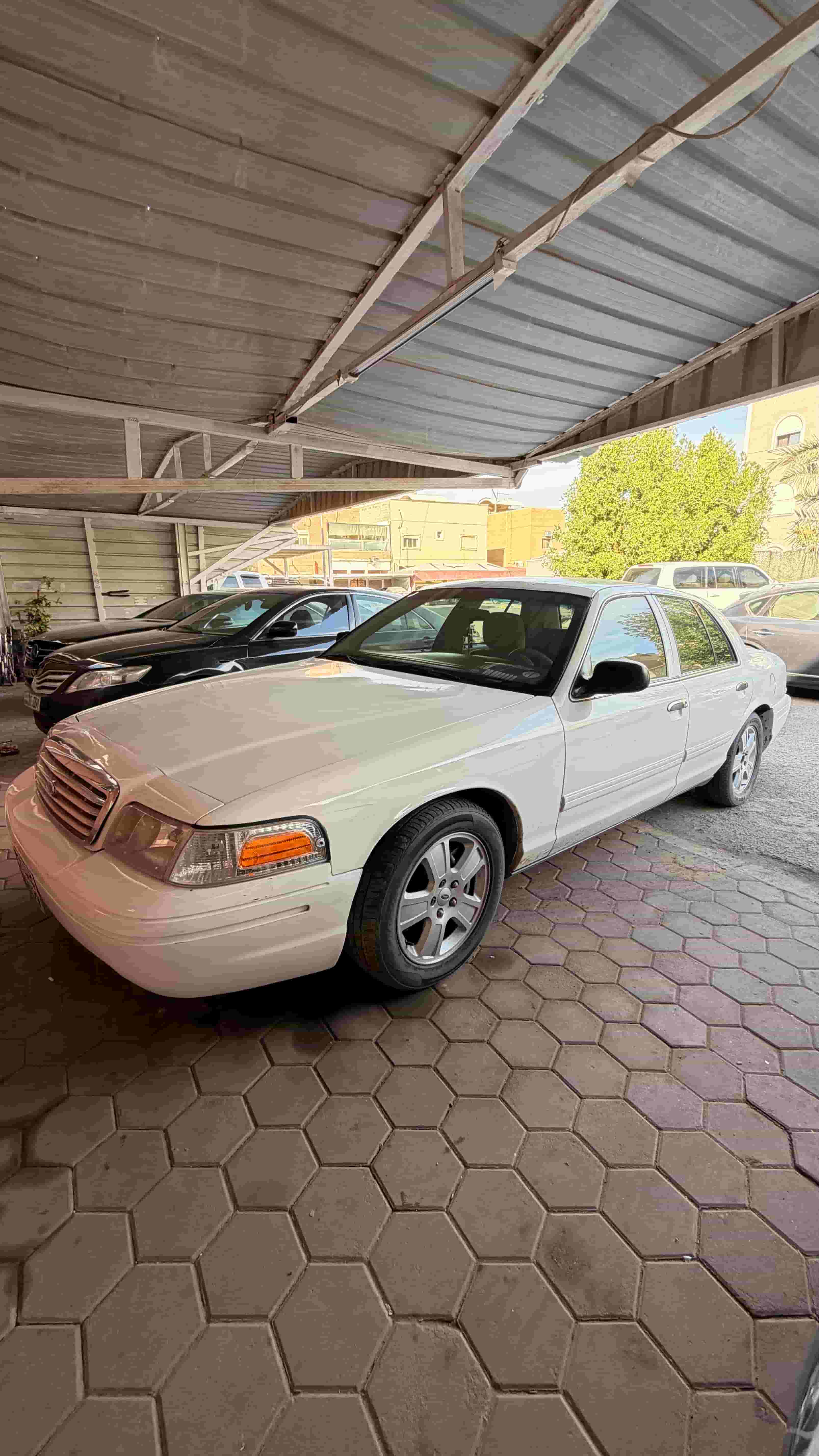 Ford Victoria 2012 for sale  