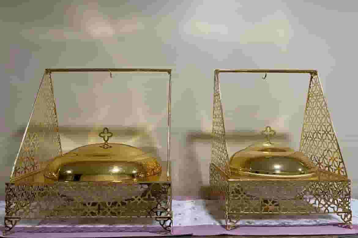 For sale heaters and trays