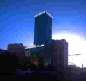 تنفيذ وتركيب جميع الاعلانات والاحرف البارزه المضيء 