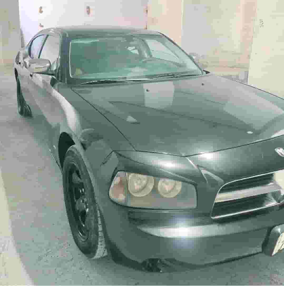 للبيع دودج تشارجر موديل 2010 