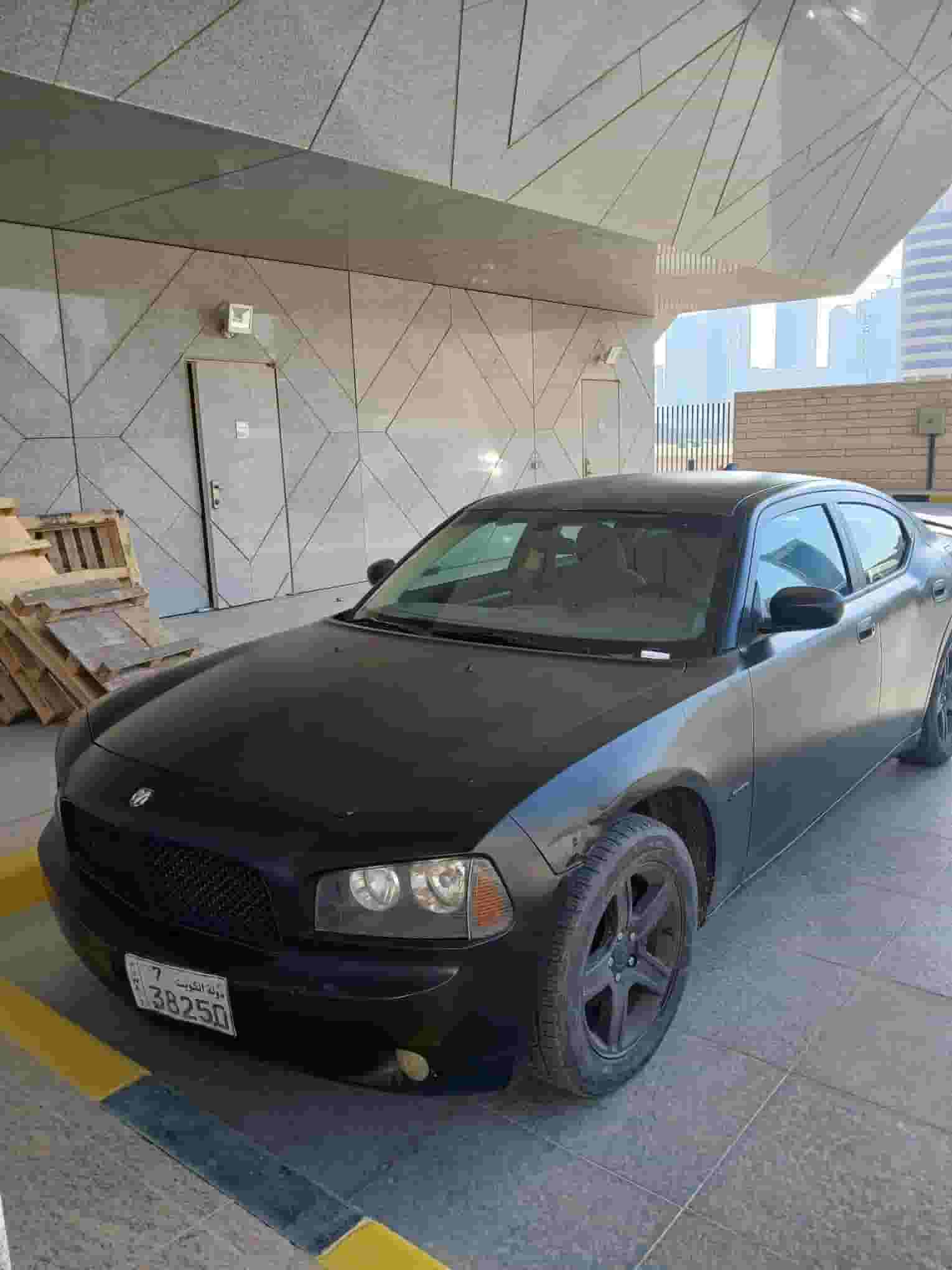 للبيع سيارة دودج تشالجر2010