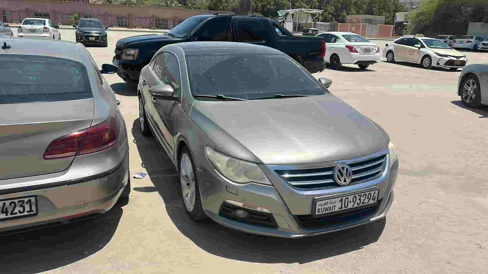 للبيع فولكسباسات سي سي 2012