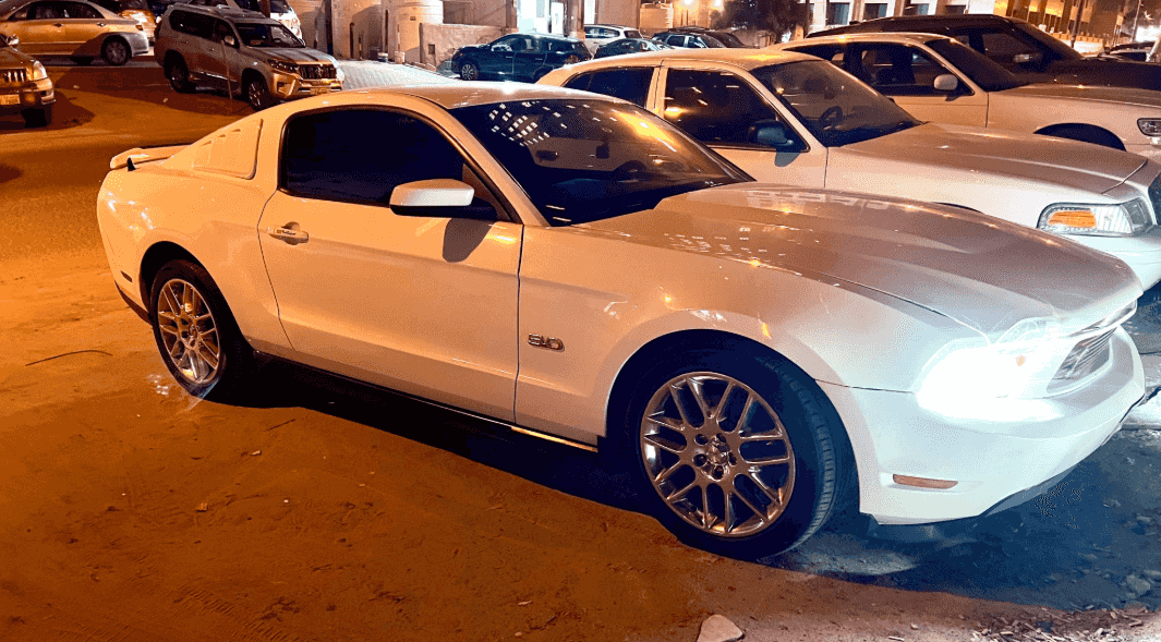 Mustang 6 cylinder 2012 for sale