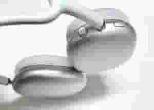 Apple wireless headphones