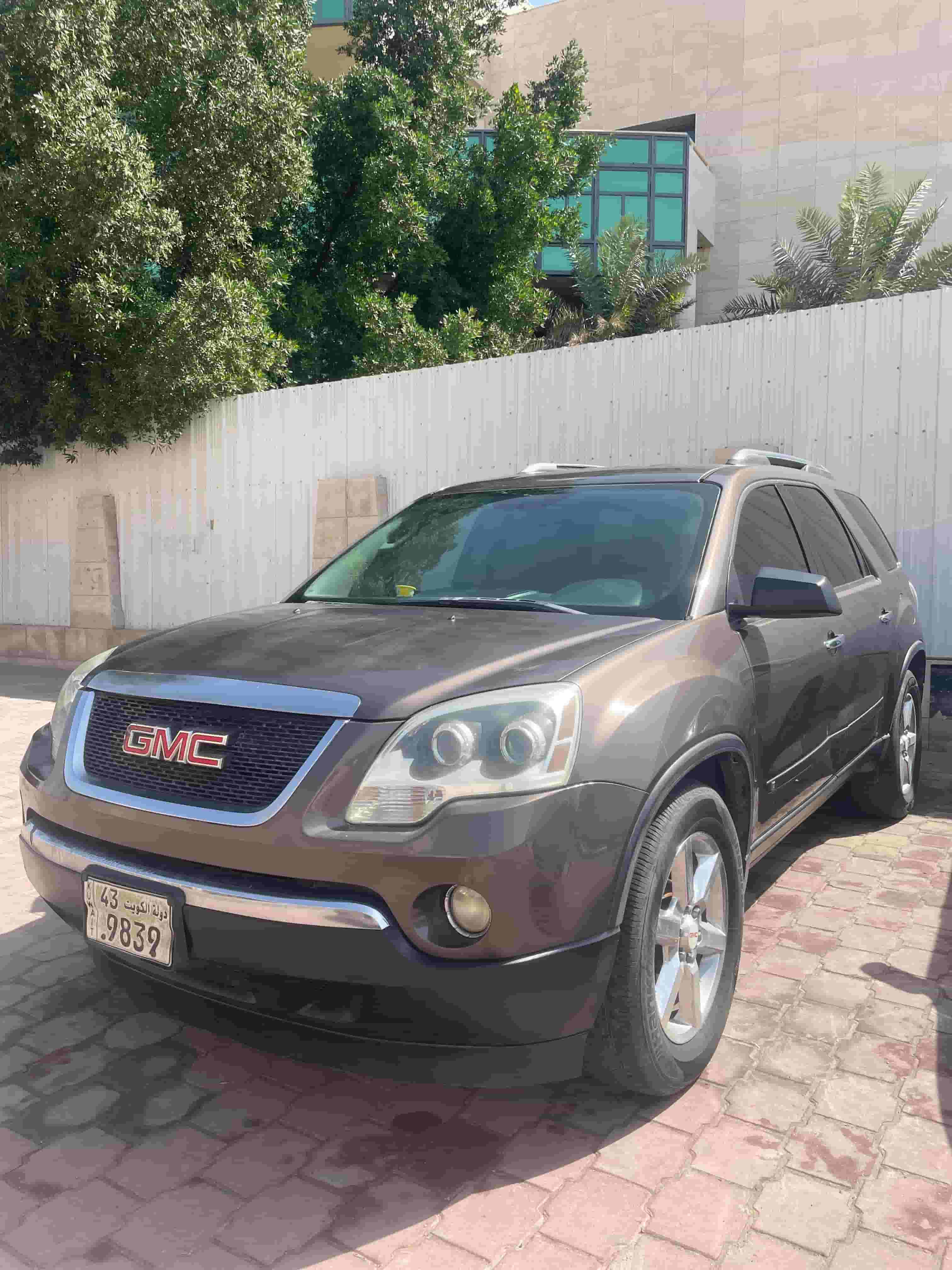 جي إم سي أكاديا 2011