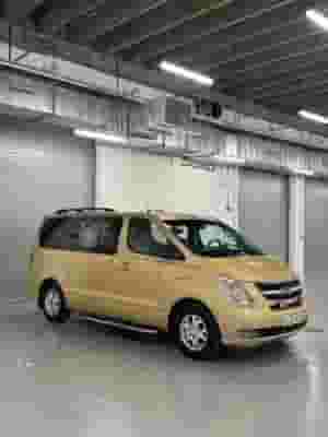 Hyundai Van I model 2012