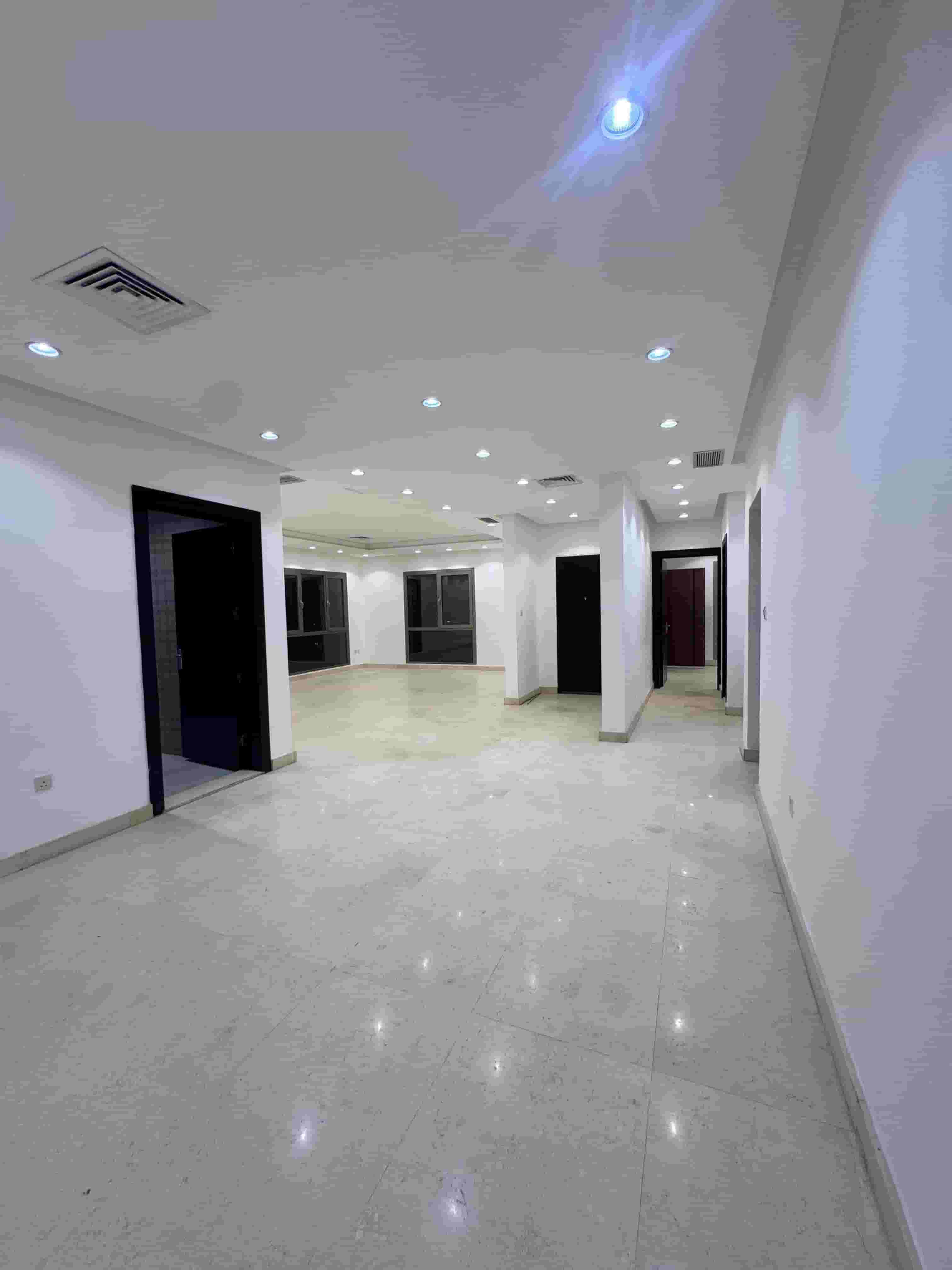 فيلا للإيجار بالفنيطيس