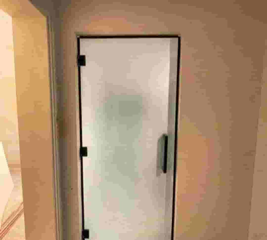 Glass and details of secret glass and mirrors