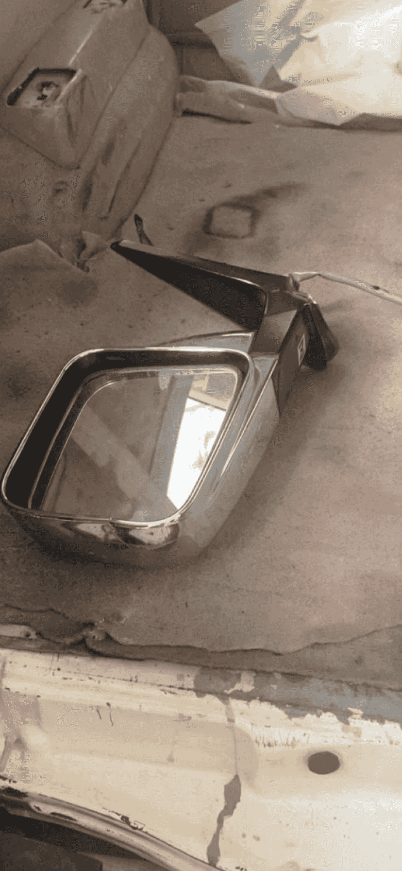 مرايا سفاري يسار