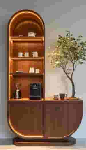 Door and shreshop carpenter