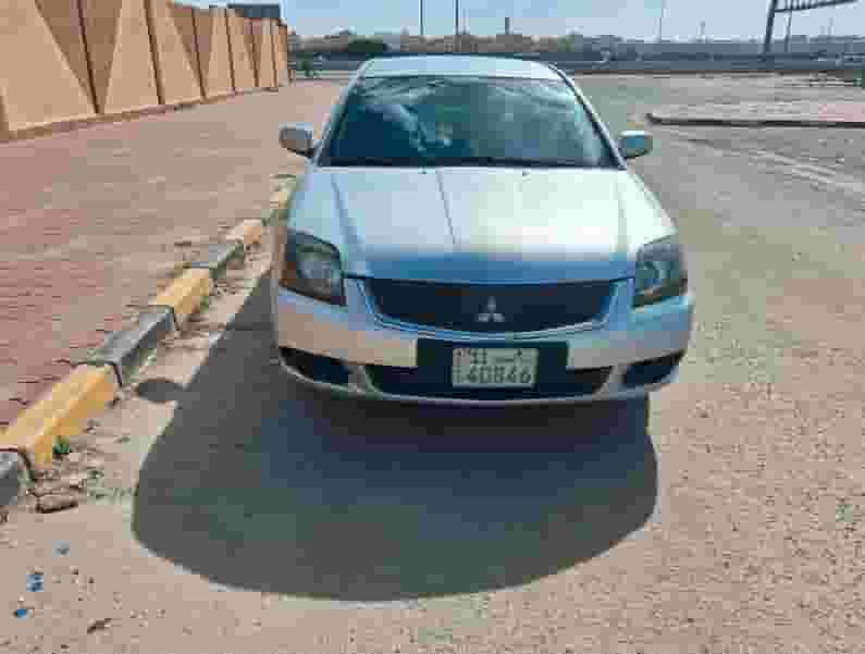 ميتسوبيشي جالانت2011 للبيع