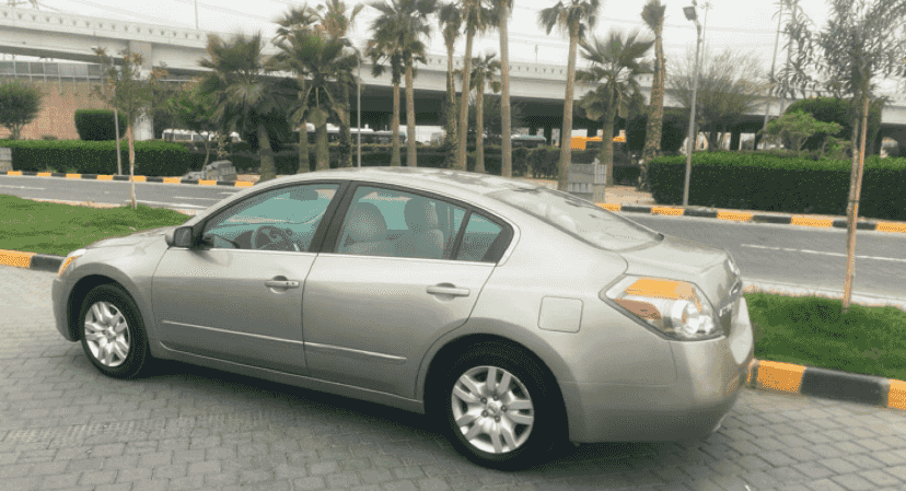 Nissan Altima model 2012 for sale 