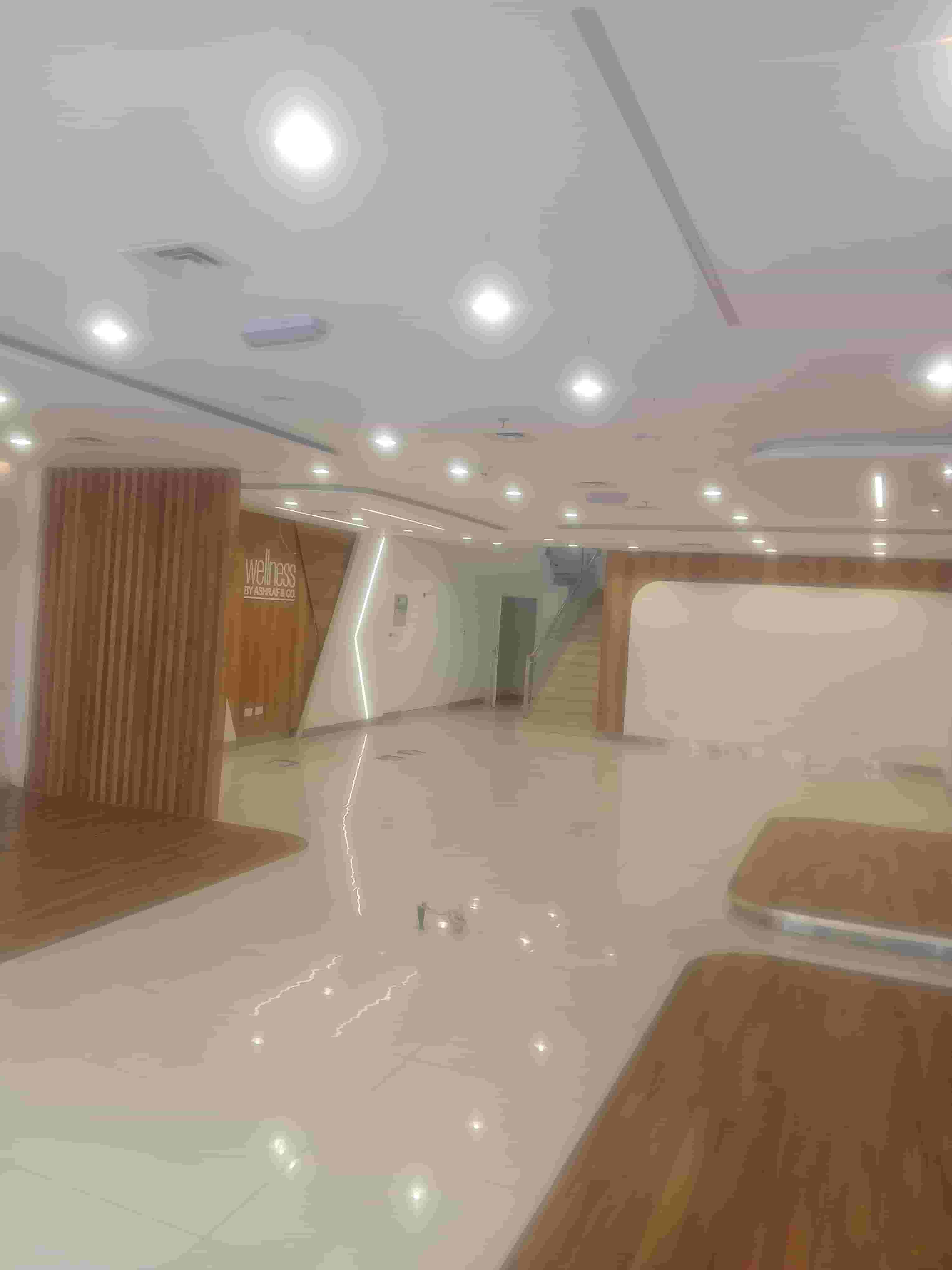 300 meter shop for rent around me
