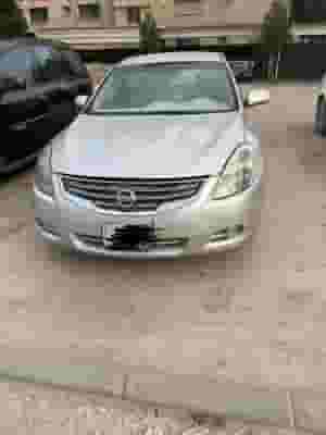 Nissan Altima model 2012