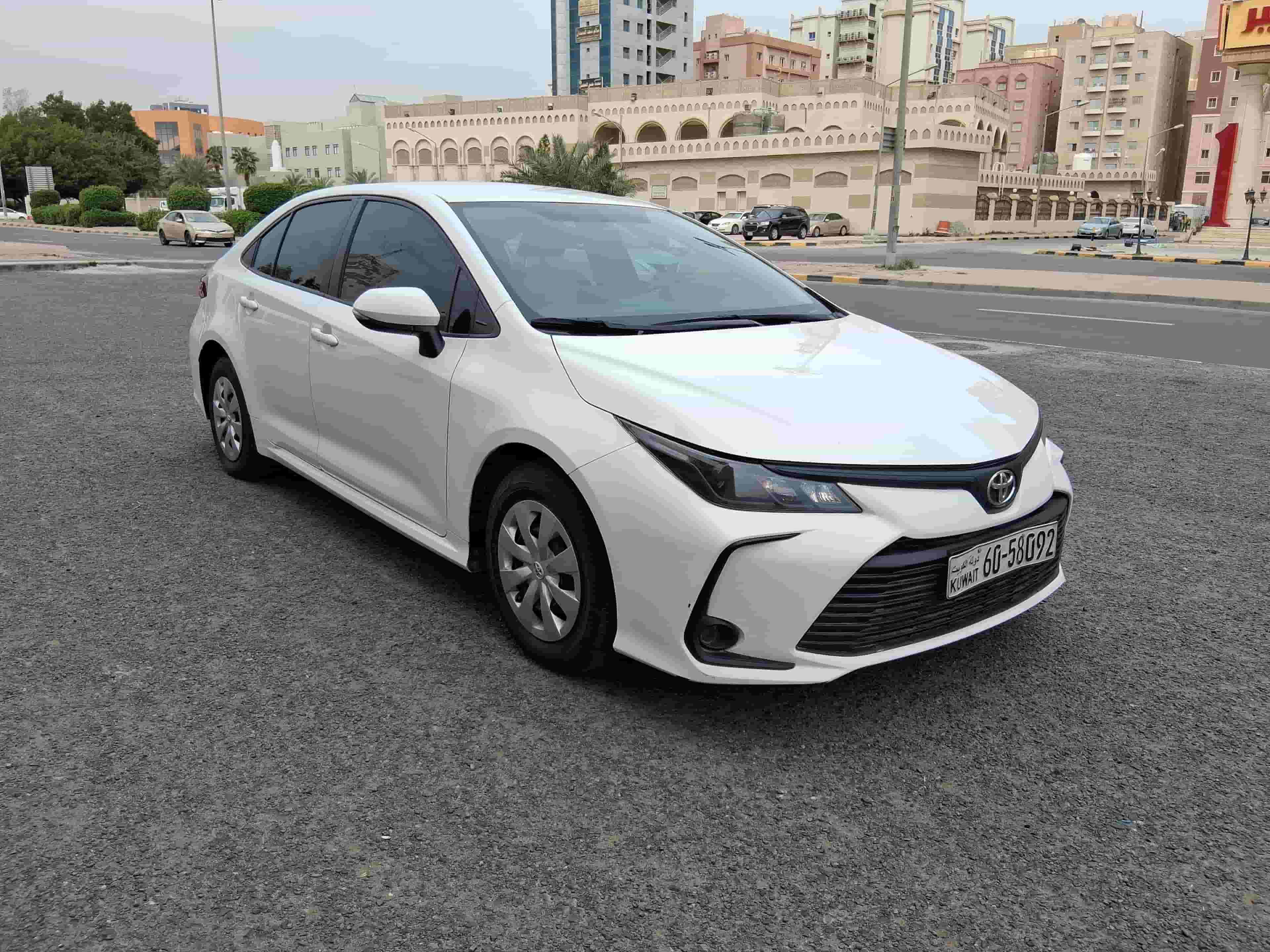 TOYOTA COROLLA 2022 